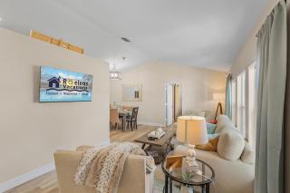 Villa Chillax N' Waterways - Cape Coral - Roelens Vacations - 1