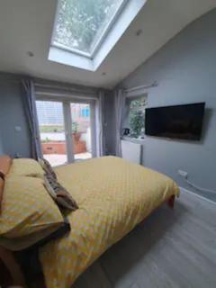Lovely double room with en-suite bathroom - The Hyde - 7