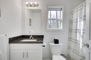 *Dog Friendly* Poconos Arrowhead Lake Cozy Haven Chalet - Thornhurst - 1