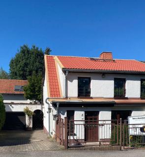 Haus Heiken Apartment Sonnenblume - Altemburgo - 0