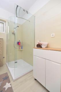 Apartments Dvor - ap4, ap5, ap6 - Baška Voda - 1