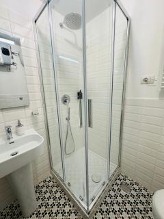 Garibaldi Accommodation - Viterbo - 9