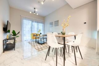 Elite LUX Holiday Homes - Cozy & Stylish 1 BR with Huge Pools & World Class Gym - Dubai - 6