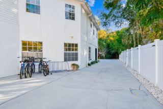 Ideal for Groups! Sleeps 14, Pool, Spa Near Downtown - 2