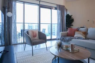 Elite LUX Holiday Homes - Modern One Bedroom Apartment in MAG 5, Dubai South - 9