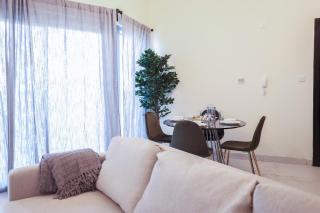 Elite LUX Holiday Homes - Modern One Bedroom Apartment in MAG 5, Dubai South - 6