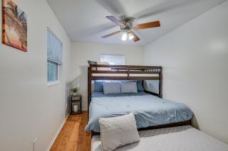 1 Mi to Boat Ramp Bokeelia Home with Screened Patio - Bokeelia - 2