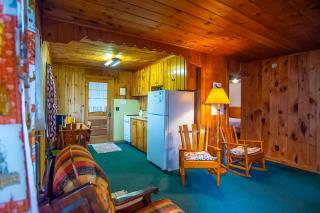 Smith Family Cottages- Cottage #1 - 8