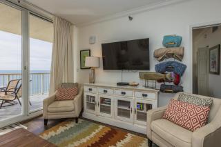 Beach Club - Doral 1503 - DIRECT BEACHFRONT, INCREDIBLE VIEWS, COZY DECOR, TONS OF AMENITIES! - Gulf Highlands - 8