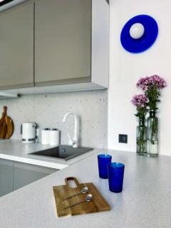 Composition 23 with blue circle - Cracovia - 7