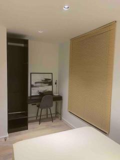 Spacious 3 Bed City Apartment with Terrace - Londra - 1