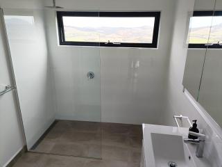 Fingerpost Hill Farm Stay - 6