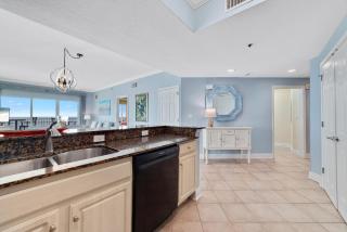 Crystal Shores West 1001 - 3