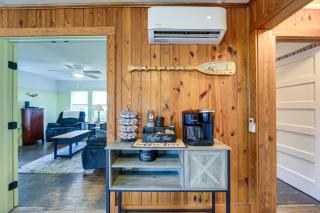 Peaceful Atlantic Cottage with Deck and Yard! - Sealevel - 3