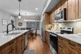 Echo Landing #42 by Bear Country - 3