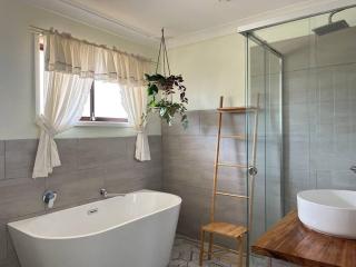 Blue Horizon House with Private Pool. Pet Friendly - Nowra - 5
