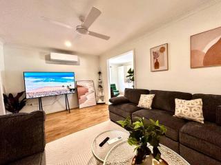 Blue Horizon House with Private Pool. Pet Friendly - Nowra - 1