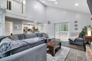 Cozy, Spacious House *New*InTheCommunity+Fire Pit - Tobyhanna - 9