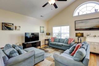 Spacious House with Pool near the Beach 2165 - 3