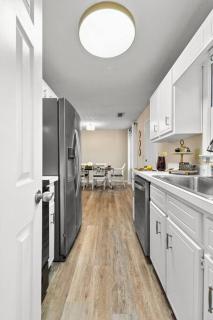 The Chestle House - Updated Ranch with 3 King Beds - - 1