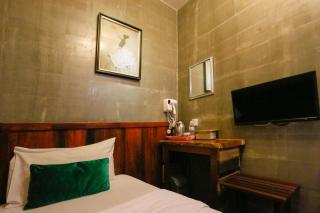 Anggun Hotel - Seri Iskandar - 4