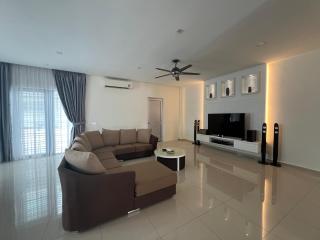 Bichrome Marina Island Private Villa Pangkor Lumut - 0