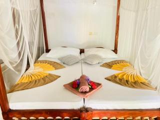 Dilena Beach Inn - 7