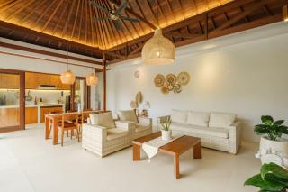 Villa Elaine Uluwatu By Azure, 8 min padang padang beach - Uluwatu - 3