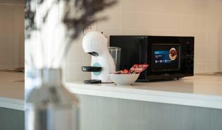 Oraya - Chic 2BR Apt in Downtown Dubai With City Views - Dubai - 2