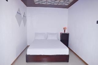 Saki Villa, boat tours & sea food with rotti - 9