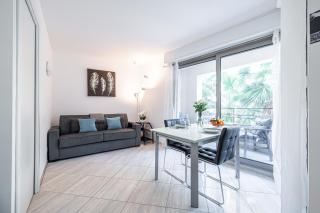 Studio Centre Terrasse Climatisation 50m plage - Mentone - 8