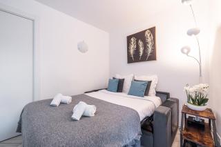 Studio Centre Terrasse Climatisation 50m plage - Menton - 1