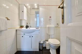 Budget Apartment by Hi5 - King street - for groups - Budapest - 2