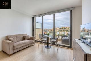 1BR penthouse with PRVT balcony in St Julians by 360 Estates - San Julián - 7