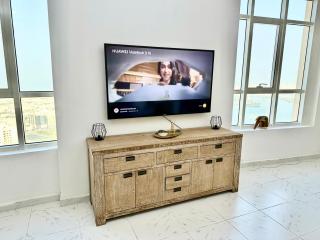 Luxury Appartement Amazing View 130m2 Al Majaz 3 - Sharjah - 9