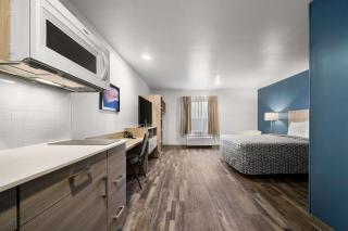 WoodSpring Suites Dearborn Detroit - Dearborn - 1