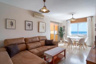 Desayuno con vistas, parking privado terraza - Cala del Moral - 0