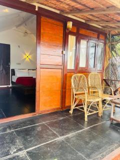 Casa fiesta Sea front beach huts - 8