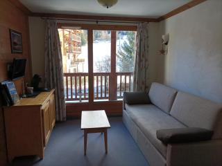 Résidence Les Alpages 4 étoiles - Appartement 4 personnes - Piscine, Hammam, Sauna, Jacuzzi - ValCenis 73480 - 6