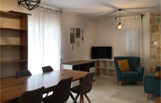 Beautiful Home In Slivnica With Wifi - 2