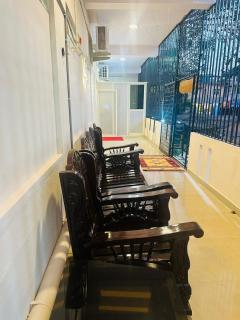 YATRI NIVAS SAGARA ( AC AND NON-AC DELUXE ROOMS) - Sāgar - 4