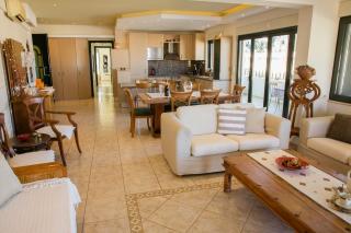 Aloe Verra Condo ,By IdealStay Experience - Stalida - 0