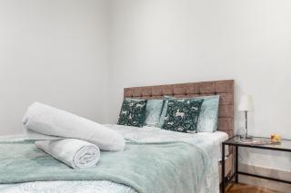 Modern Spacious 1 Bed Flat near Richmond Park - 6