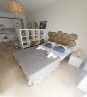 Sol y Arte Suites Málaga Centro - Málaga - 0
