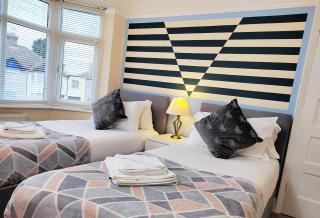 Epicsa - 3 Bedroom Family & Corporate Stay, Garden and FREE parking - Cambridge - 9
