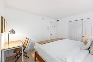 Las Olas Blvd Waterfront Apt - 3