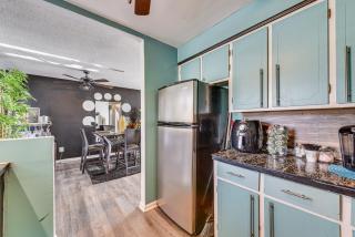 North Carolina Abode with Fire Pit, Near Theme Parks - Charlotte - 3