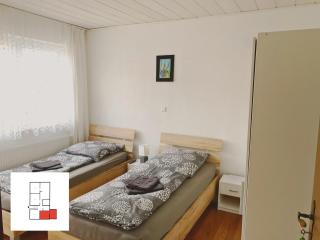 Monteurzimmer Ferienwohnung Kati Apt 1 - Albstadt - 6