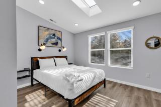 Spacious House in Charlotte - Charlotte - 9