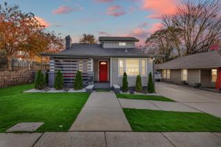 Spacious House in Charlotte - Charlotte - 1